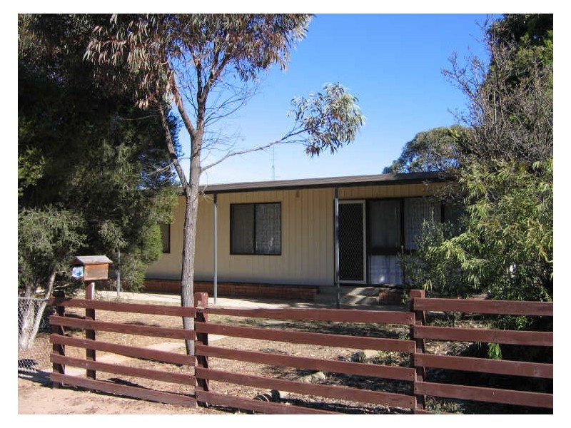 5 Alice Street, Moonta Bay SA 5558