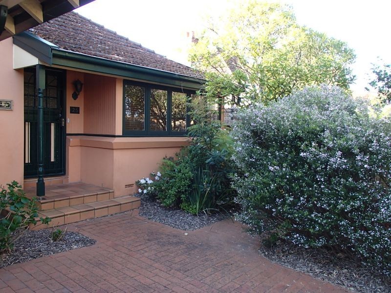 25 Cambridge Street, Willoughby NSW 2068