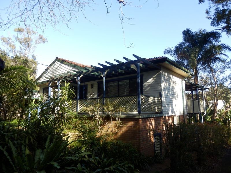 33 Cape Three Points Road, Avoca Beach NSW 2251