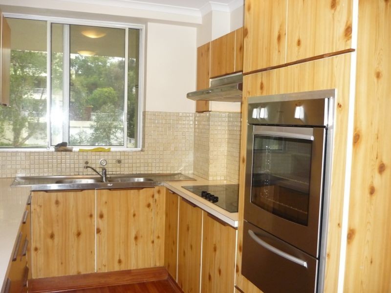 2 Parkside Lane, Chatswood NSW 2067