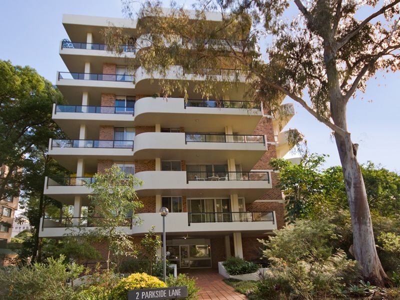 2 Parkside Lane, Chatswood NSW 2067