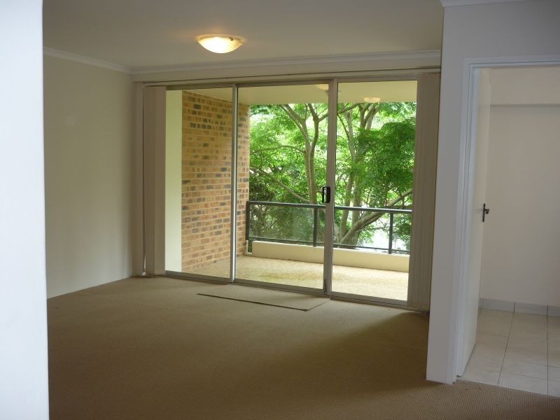 2 Parkside Lane, Chatswood NSW 2067