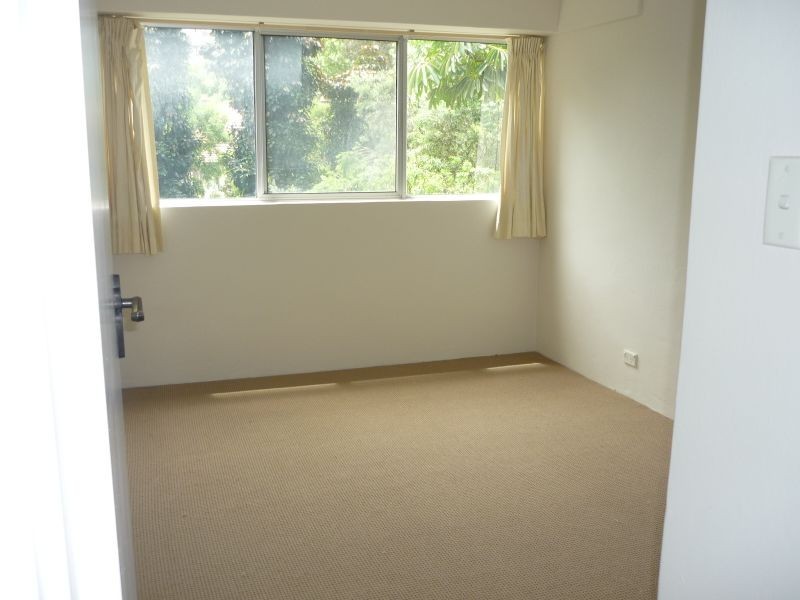 2 Parkside Lane, Chatswood NSW 2067