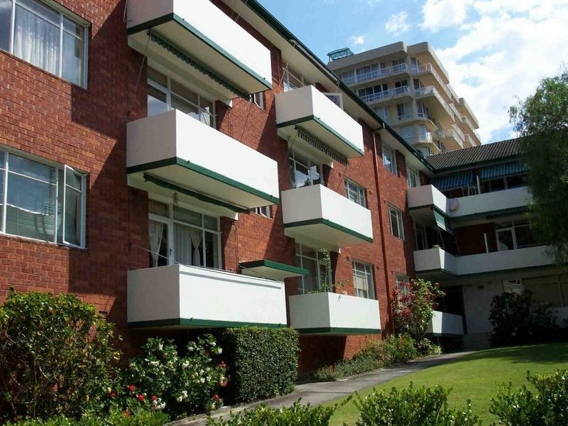 142 Hampden Road, Artarmon NSW 2064