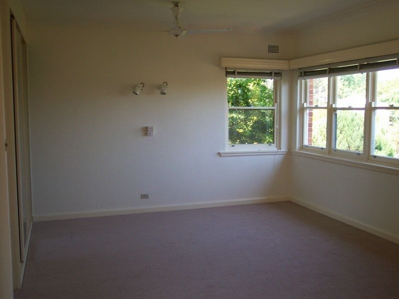 77 Hawthorne Avenue, Chatswood NSW 2067