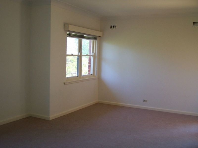 77 Hawthorne Avenue, Chatswood NSW 2067