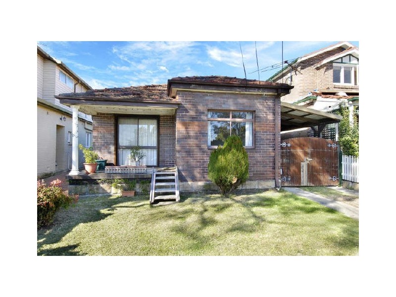 26 Chaleyer Street, Willoughby NSW 2068