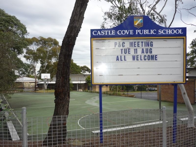 12 Deepwater Rd, Castle Cove NSW 2069