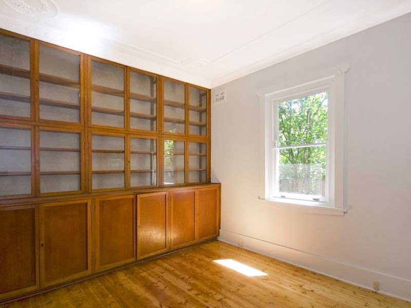 8 Clanville Road, Roseville NSW 2069