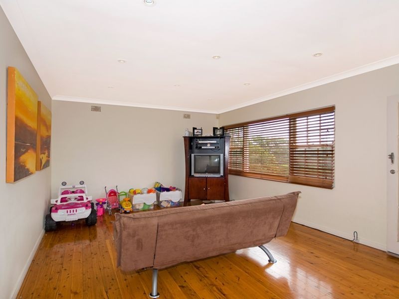 19 Chowne Place, Middle Cove NSW 2068