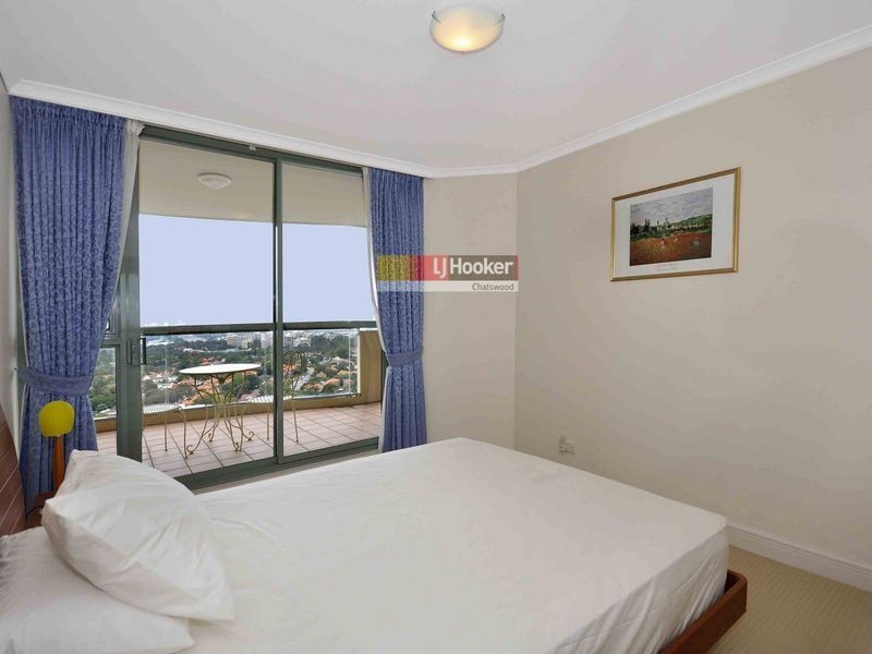 2402/37 Victor Street, Chatswood NSW 2067