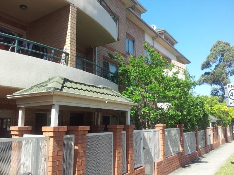 9/2 Wilson Street, Chatswood NSW 2067