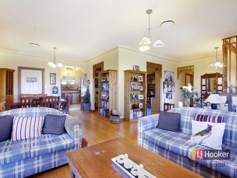 180 Adams Road, Luddenham NSW 2745