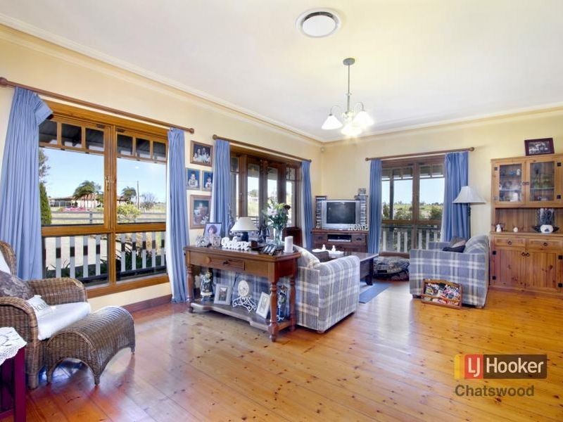 180 Adams Road, Luddenham NSW 2745