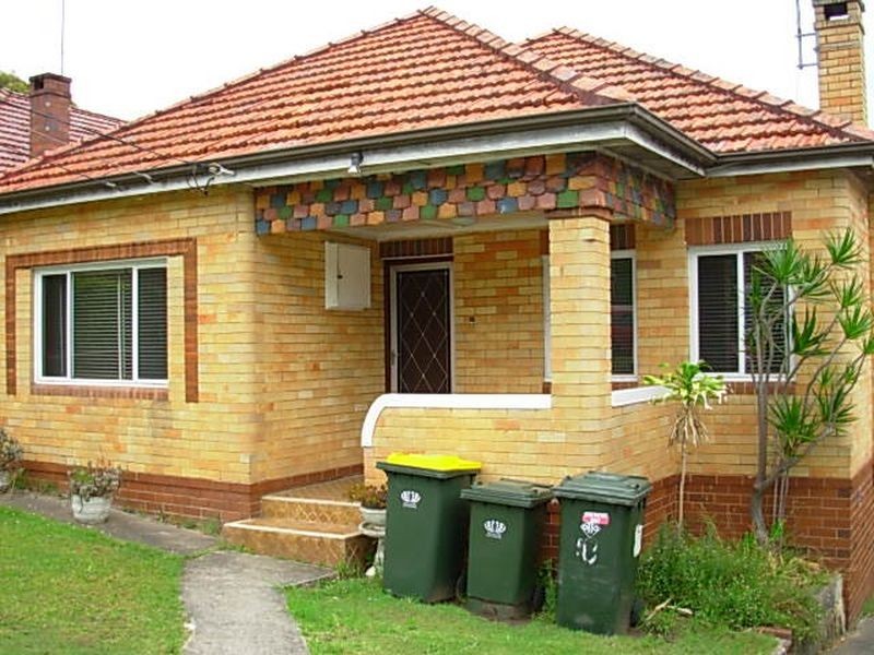 18 Douglas Avenue, Chatswood NSW 2067