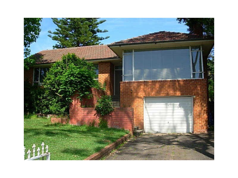 30 Warrane Road, Roseville Chase NSW 2069