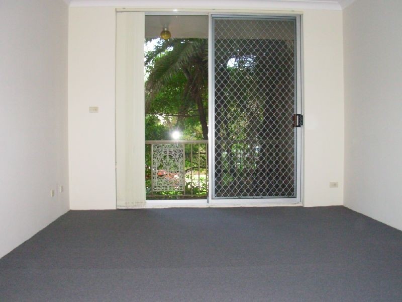 2/3 Mcmillan Road, Artarmon NSW 2064