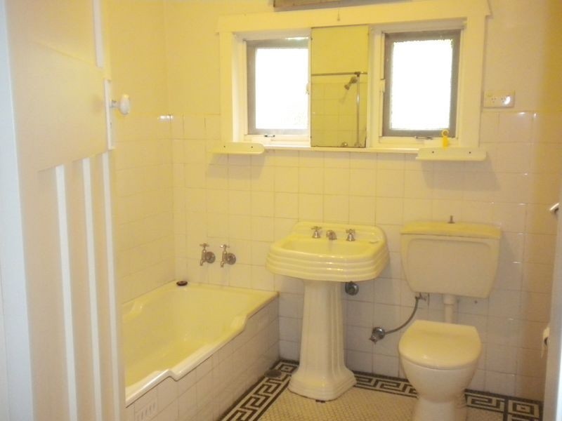 8 Clanville Road, Roseville NSW 2069