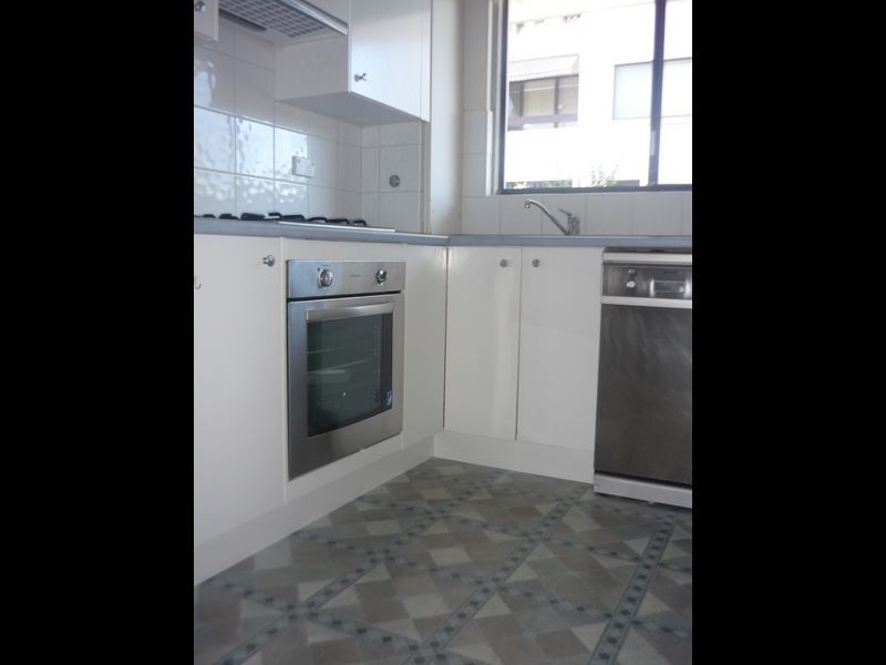124 Burns Bay Road, Lane Cove NSW 2066