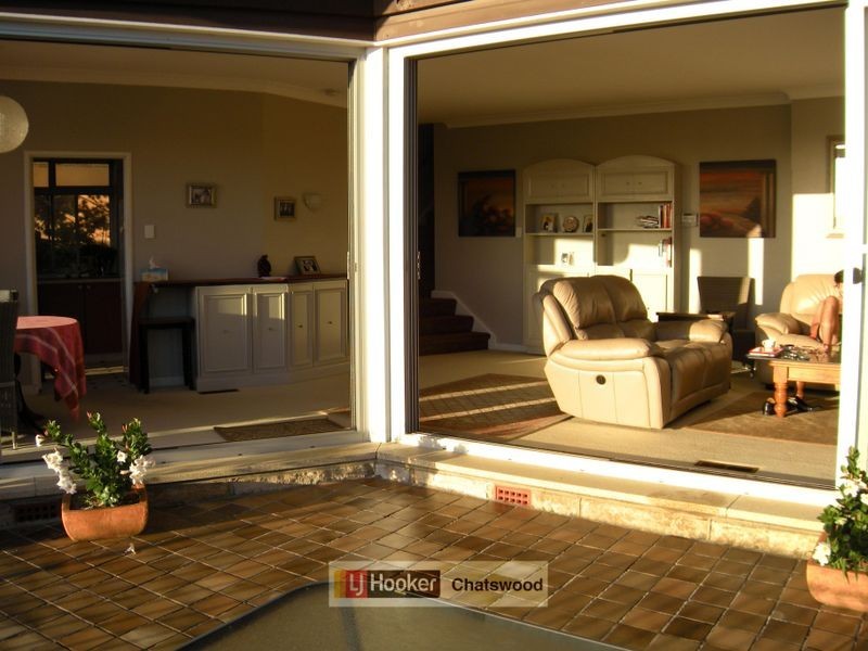 19 Lincoln Avenue, Castlecrag NSW 2068