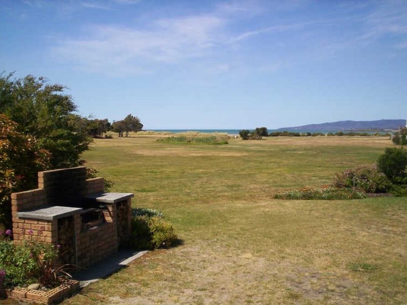 35 Freer Street, Shearwater TAS 7307