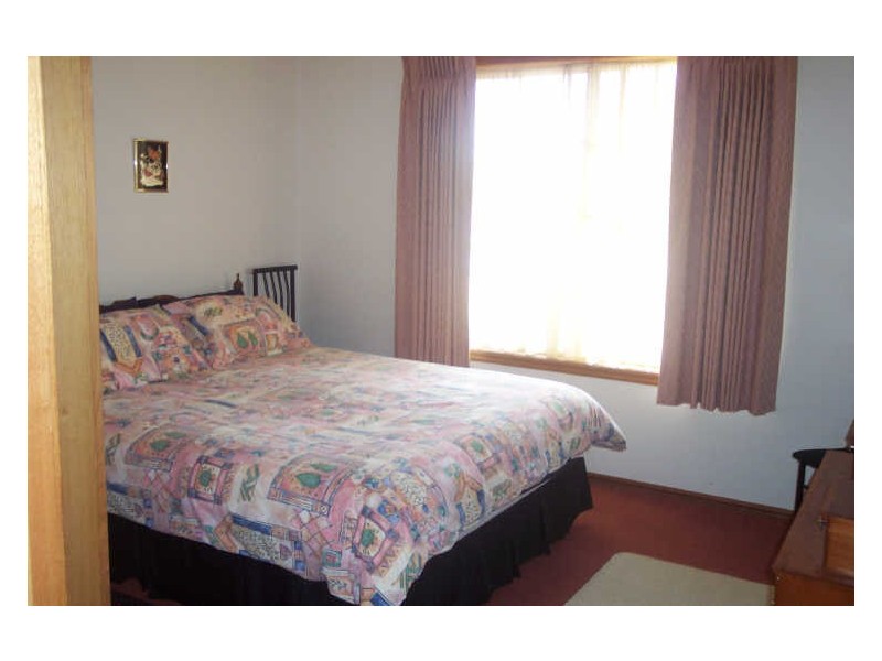2/72 Quinlan Crescent, Shearwater TAS 7307