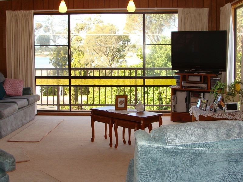 2 Dumbleton Street, Hawley Beach TAS 7307