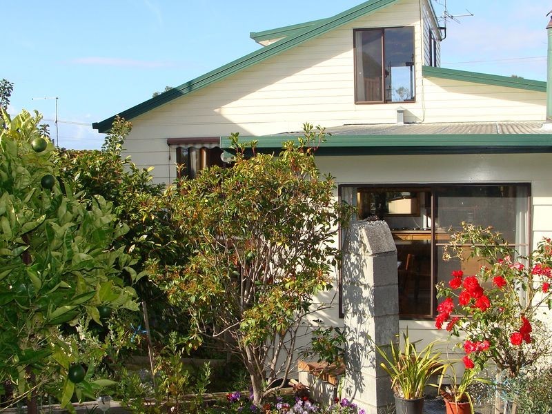 2 Dumbleton Street, Hawley Beach TAS 7307