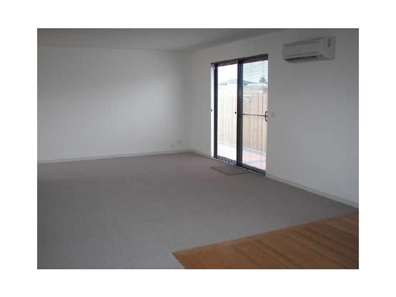 1/31 Haven Drive, Shearwater TAS 7307