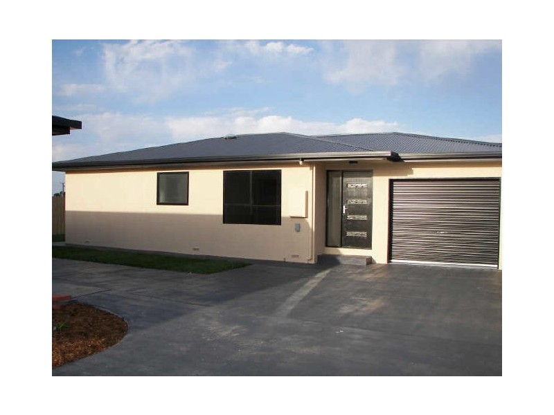 2/31 Haven Drive, Shearwater TAS 7307
