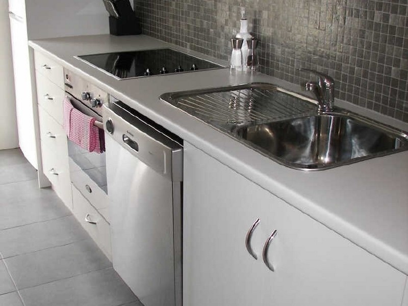 2/16 DUMBLETON STREET, Hawley Beach TAS 7307