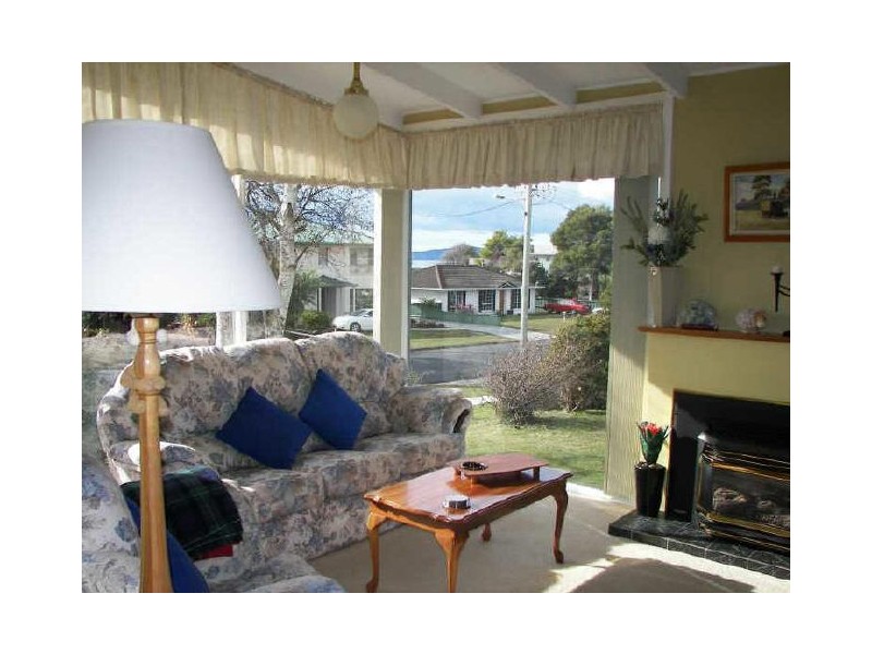 8 Freer Street, Shearwater TAS 7307