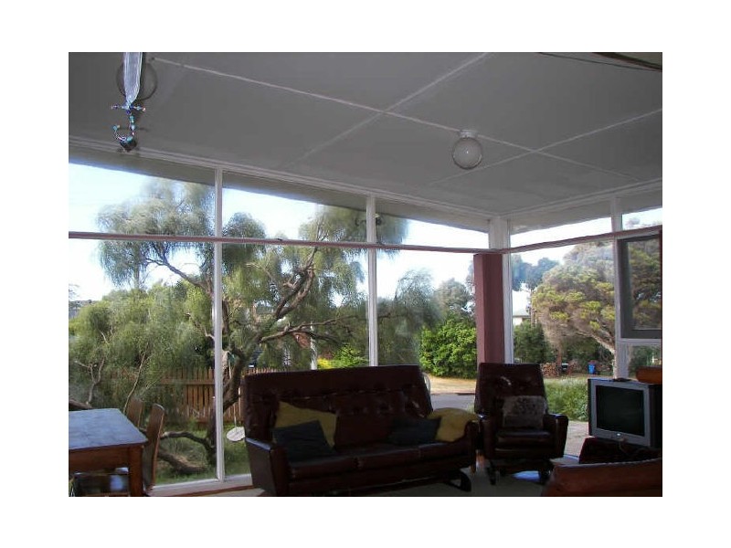 6 Freer Street, Shearwater TAS 7307