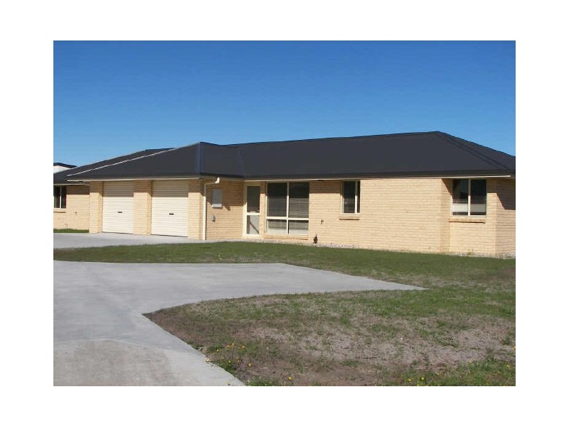 2/22 HAVEN DRIVE, Shearwater TAS 7307