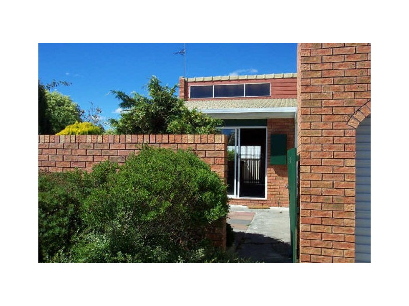 Unit 8/25-27 Bluewater Crescent, Shearwater TAS 7307
