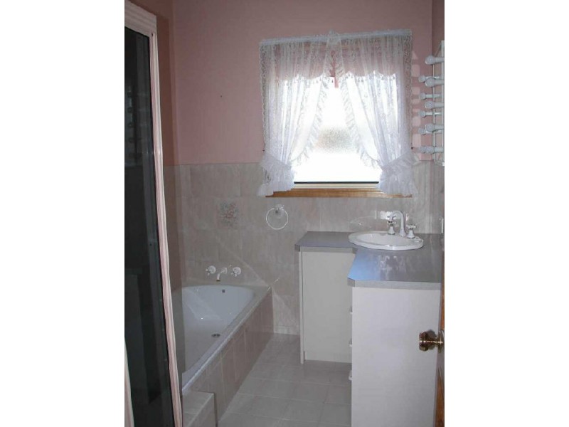 19 Dumbleton Street, Hawley Beach TAS 7307