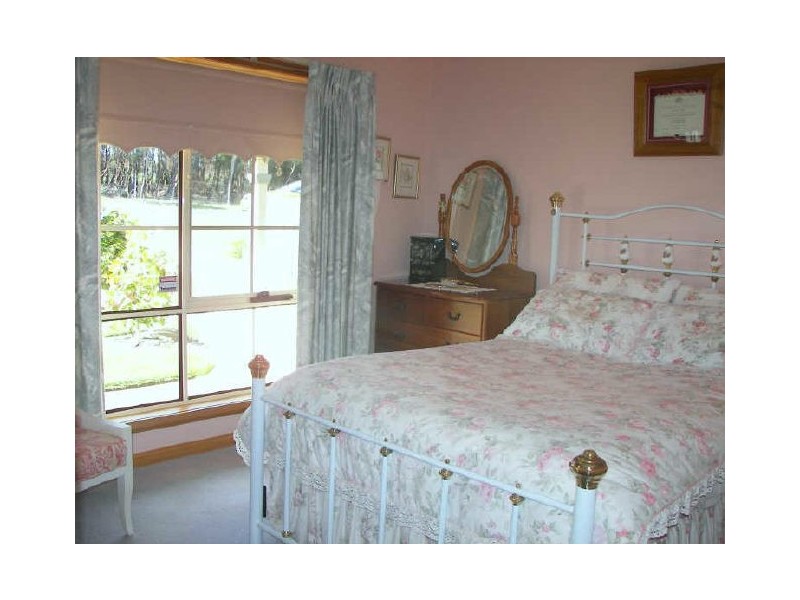 19 Dumbleton Street, Hawley Beach TAS 7307