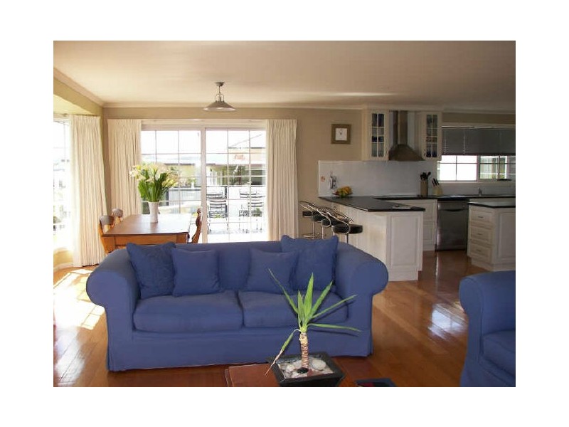 101 Shearwater Boulevarde, Shearwater TAS 7307