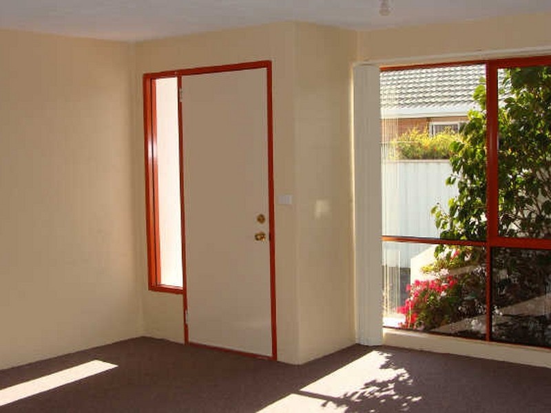 2/28 Bluewater Crescent, Shearwater TAS 7307