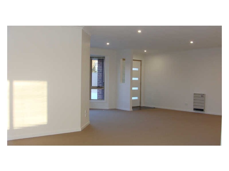 2/32 Haven Drive, Shearwater TAS 7307