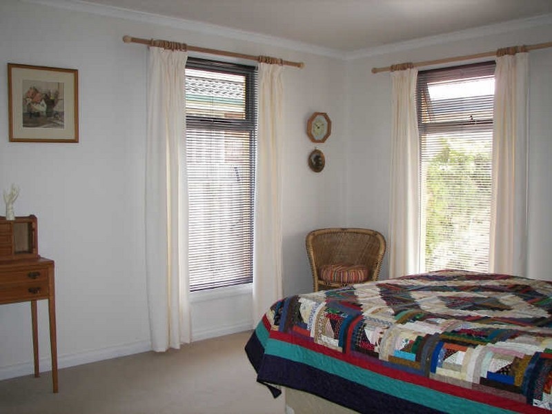 2 Bluewater Crescent, Shearwater TAS 7307