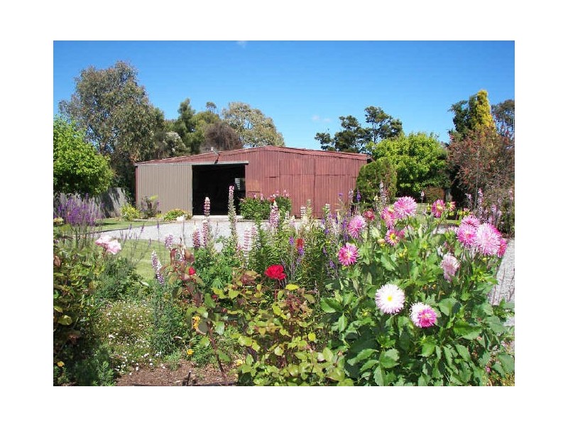 16 Alexander Street, Shearwater TAS 7307