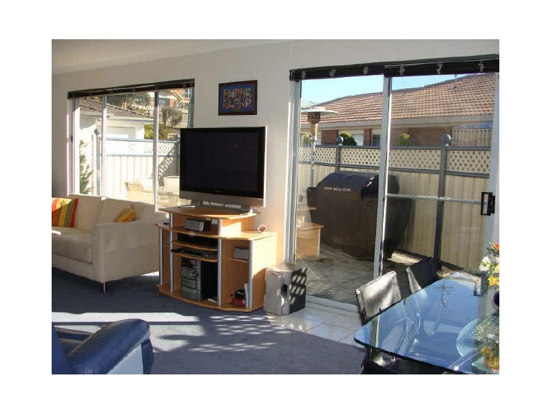 Unit 2, 4 St Georges Crescent, Shearwater TAS 7307