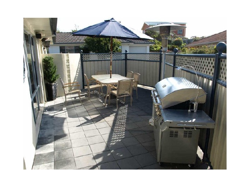 Unit 2, 4 St Georges Crescent, Shearwater TAS 7307