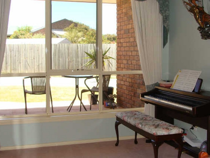 15 Bluewater Crescent, Shearwater TAS 7307