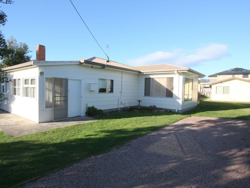 17 Sankey Street, Hawley Beach TAS 7307