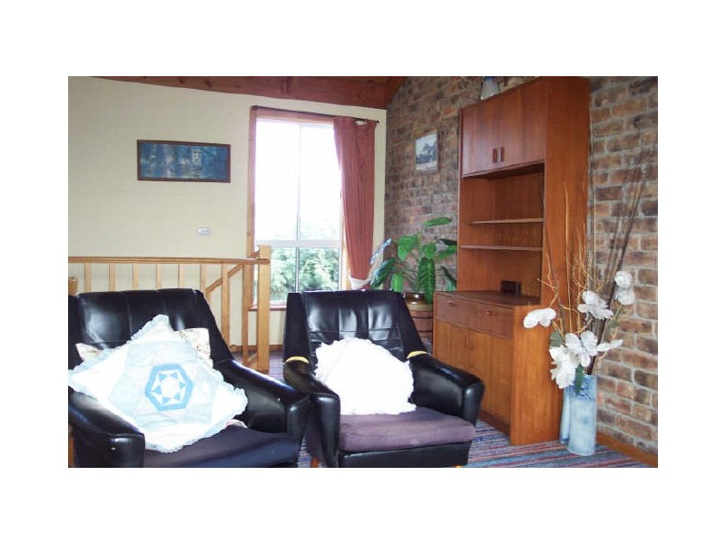 2/11 Hawley Place, Hawley Beach TAS 7307