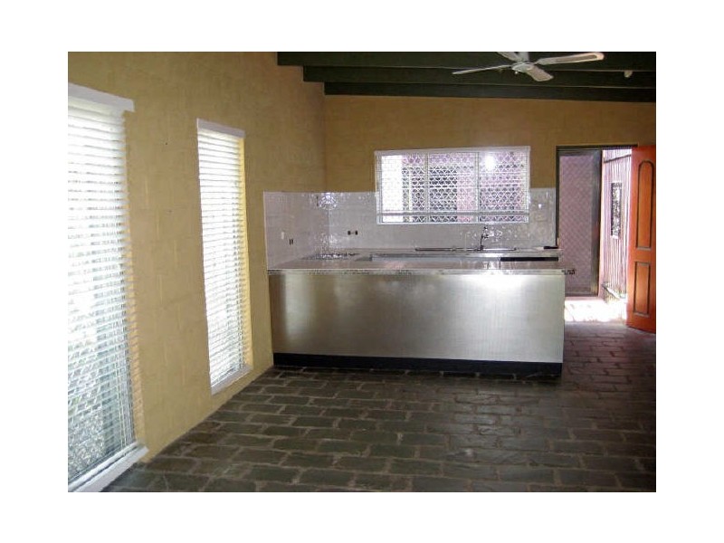 Mount Louisa QLD 4814