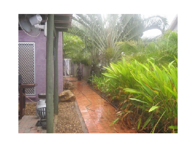 Mount Louisa QLD 4814