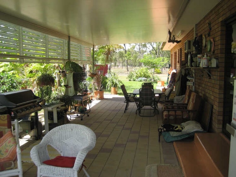 6 Oldenburg Place, Kelso QLD 4815